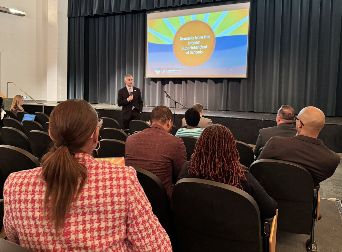 JenniferAGates's tweet photo. @DrNormanCSauce3 @DeKalbSchools leads by example &amp; shares how we are moving #ForwardTogether #AllIn #IStandWithDCSD Transition Plan #everystudenteveryday #puttingchildrenfirst #bethechange @COSDeKalbCounty #leadership https://t.co/ZGrtsoZjqp