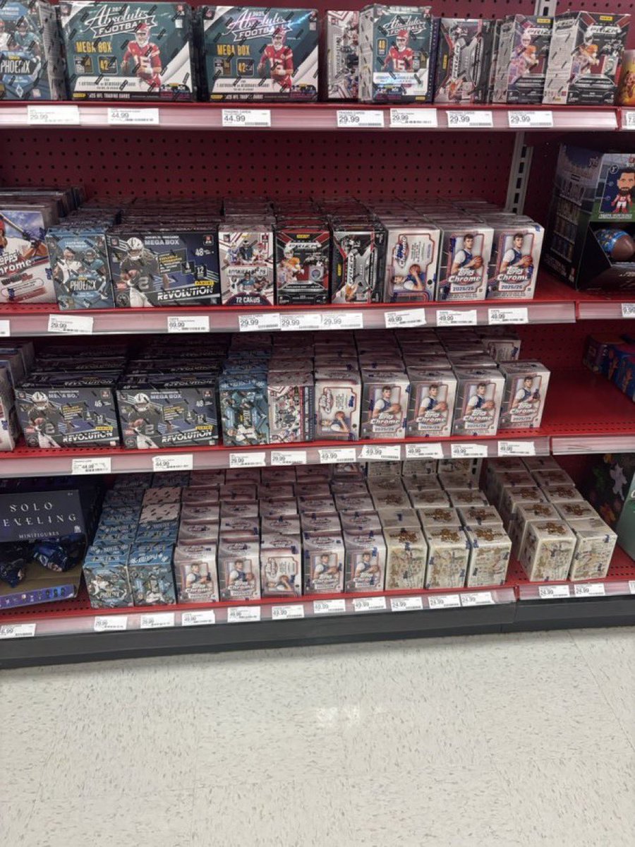The Collectibles Guru tweet media