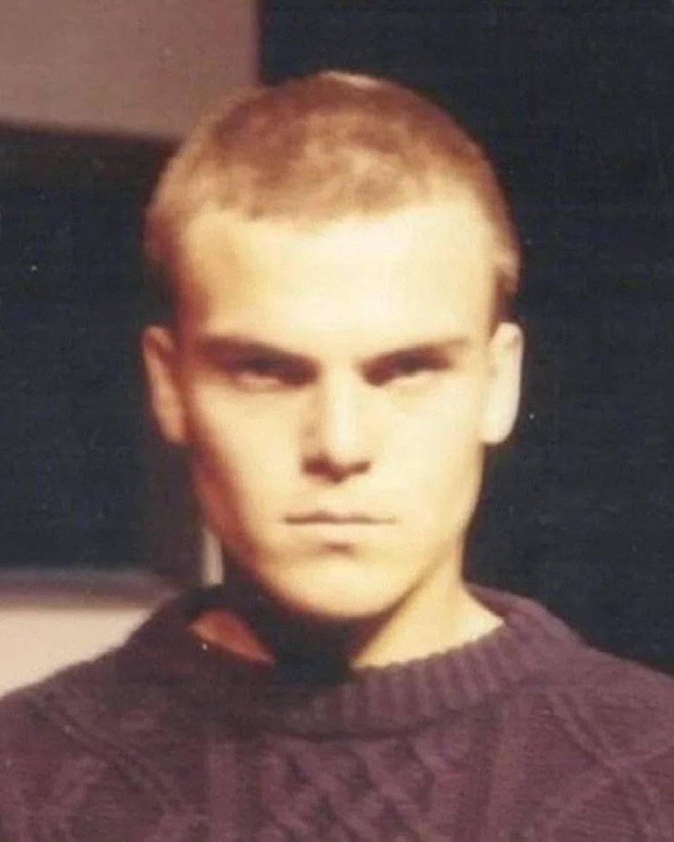 Indie5051's tweet image. Jack Black a los 23 años en 1992