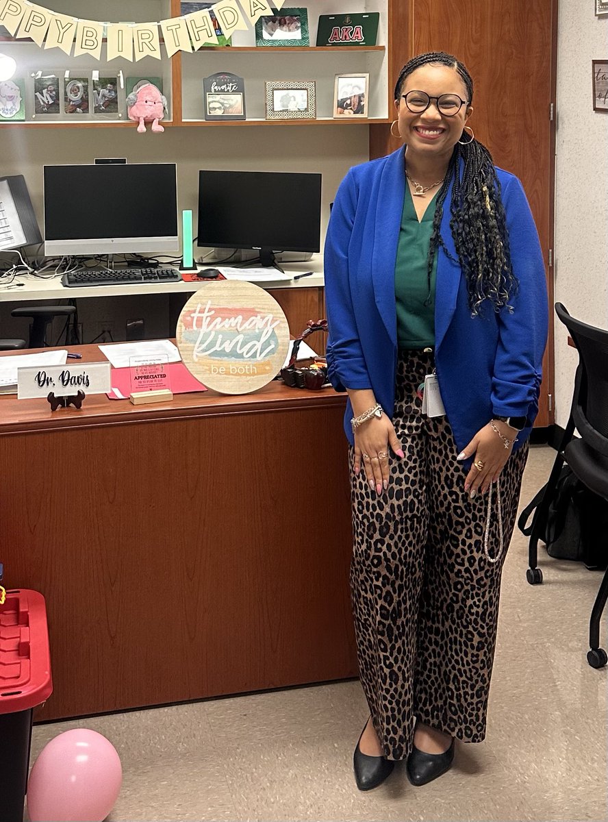 Dr. X.M. Davis tweet media