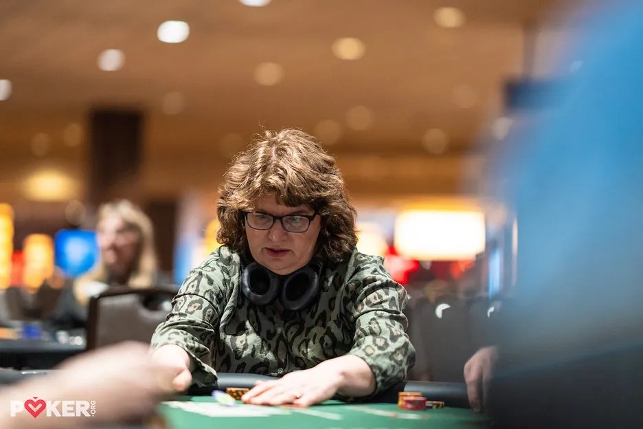 pokerorg's tweet image. The WSOPC Main Event is rolling at @PHVegas!

Live updates and Chip Counts: poker.org/instant/123/ws…