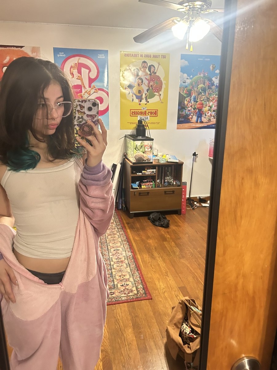 just woke up 🥴 #pjs #onlyfans #tattoo