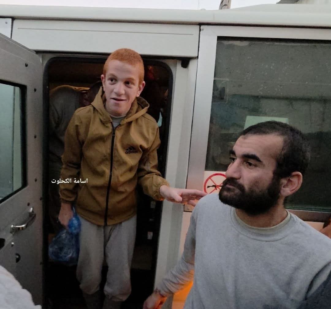 return_ar's tweet image. الكيان الغاصب يفرج عن 10 أسرى من قطاع غزة اعتقلهم خلال حرب الإبادة

The usurping entity releases 10 detainees from the Gaza Strip who were arrested during the genocidal war.