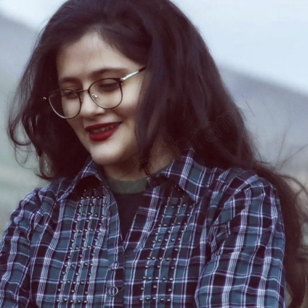 Sarah Raviani tweet media