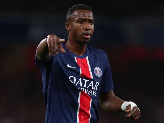 psgcommunity_'s tweet image. 🚨🚨Willian Pacho 🇪🇨 𝗦’𝗘𝗫𝗖𝗨𝗦𝗘 après son CSC : 

« 𝗝𝗘 𝗦𝗨𝗜𝗦 𝗦𝗜𝗡𝗖È𝗥𝗘𝗠𝗘𝗡𝗧 𝗗É𝗦𝗢𝗟É 𝗖𝗛𝗘𝗥𝗦 𝗣𝗔𝗥𝗜𝗦𝗜𝗘𝗡𝗦 𝗣𝗢𝗨𝗥 𝗟𝗘 𝗖𝗦𝗖 𝗤𝗨𝗘 𝗝’𝗔𝗜 𝗣𝗥𝗢𝗩𝗢𝗤𝗨É » ❤️💙

Ne t’excuses pas Pachitooooo 🥹