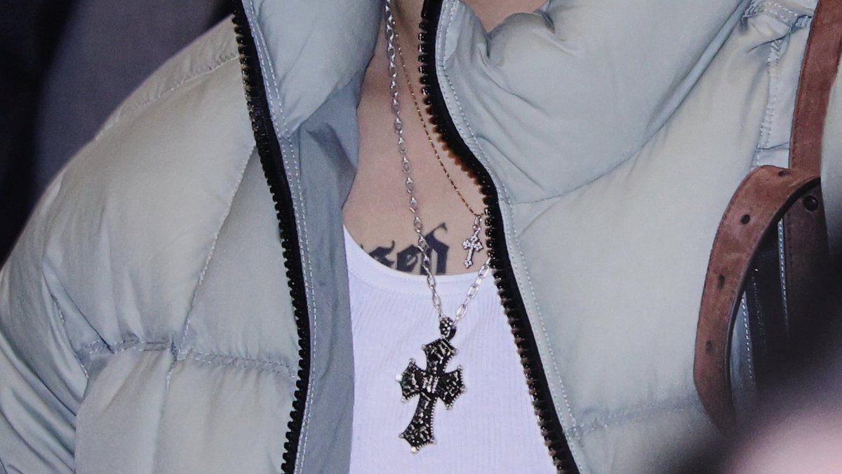 misobundle's tweet image. ཐི♱ཋྀ