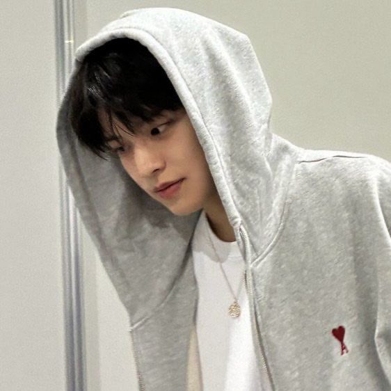 ✎ Yume🐣 // vi a skz❤️🩹 tweet media