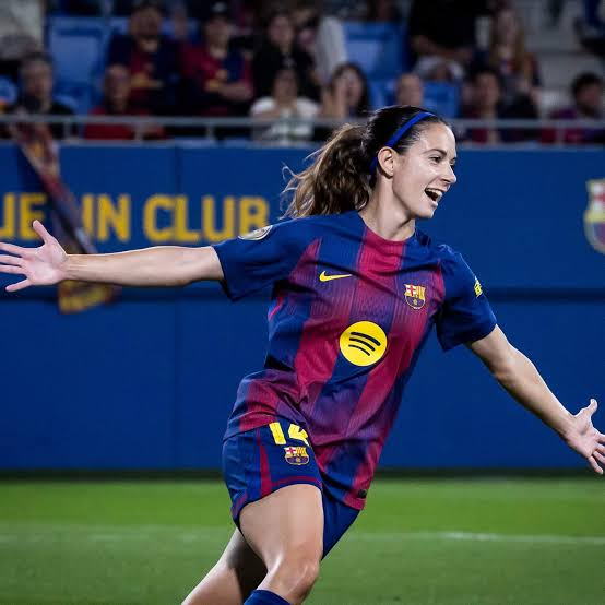 goatdefutbol's tweet image. ♤ 
  ᴀɪᴛᴀɴᴀ ʙᴏɴᴍᴀᴛɪ́.

  A literate portrayal of Aitana.

     Homosexual portrayal. Transgender portrayal. Lover girl. 
   100% Dominant portrayal.
  
  +18 Account. Friendly male writer. +21 writer.

All verses welcomed.

  Spanish/English account.
♤

 🔄  +   ❤️