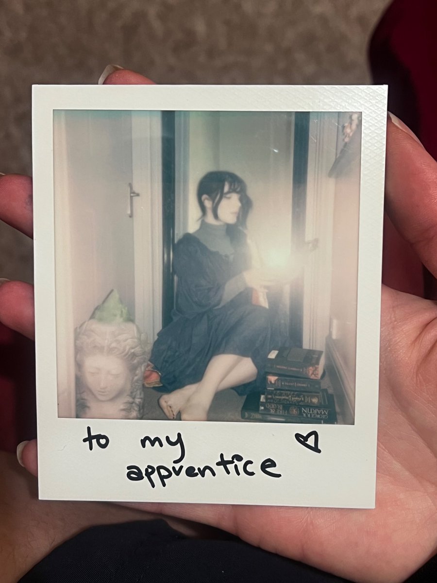 sheepyweepys's tweet photo. sent out my last sorceress sellen polaroid i had to a patreon member today &amp; noticed the polaroids flash reflected in the mirror where my hands are... looks kinda cool like im casting a spell :0 https://t.co/0RWQCsMpp6