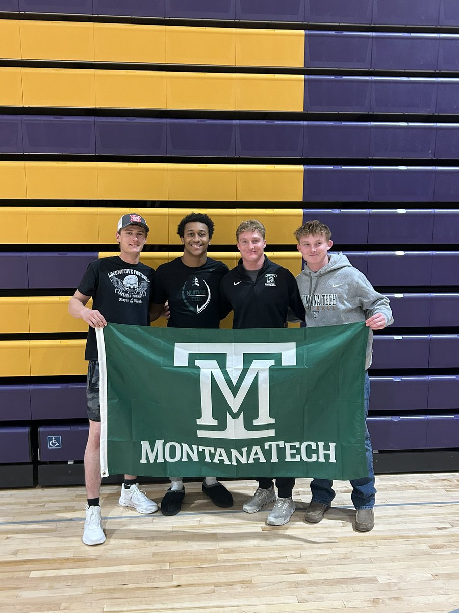 It’s official!!! Let’s work!⚒️⚒️⚒️ 
<a href="/MonTechFootball/">Montana Tech Football</a> 
#Rolldiggs 
#Diggsfam26