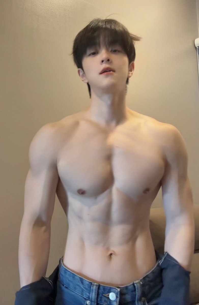 xiaojinglingu's tweet photo. 💊Z一送一 莓一送一 接单中 https://t.co/jIvzjbmX7q