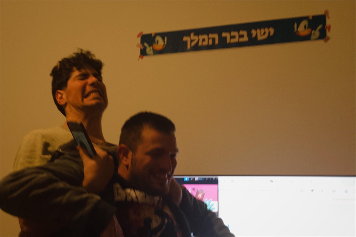 הכי חזק בעולם (@mlgchara) on Twitter photo 