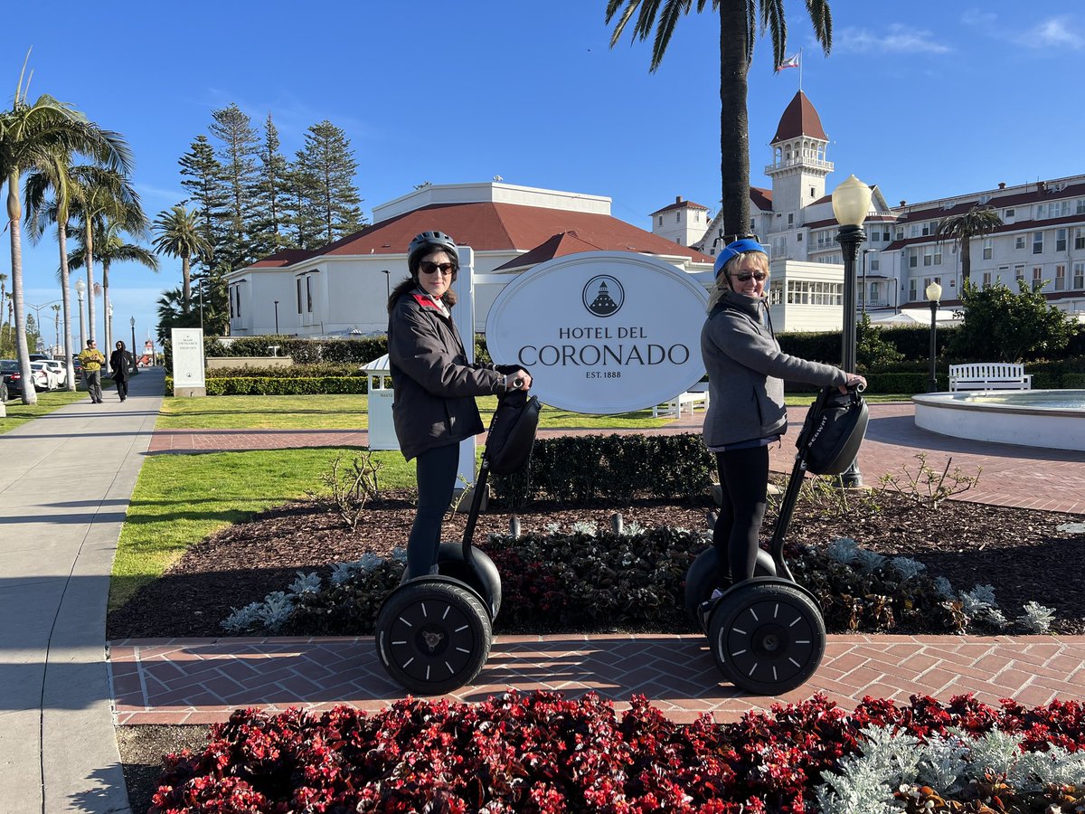AnotherSideTour's tweet image. See Coronado Island from a whole new perspective 🛴🌴

Join Another Side Tours for a Segway tour that lets you explore the island’s beauty on two wheels.