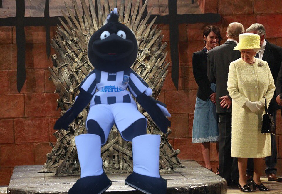maidenheadutdbr's tweet photo. Simplismente Yorkie, o mascote do Maidenhead 😂🐦‍⬛ 
@YorkieMagpie #MaidenheadUnited #Magpies https://t.co/zKO17XhZWn