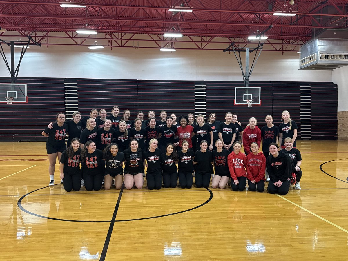 West Softball tweet media