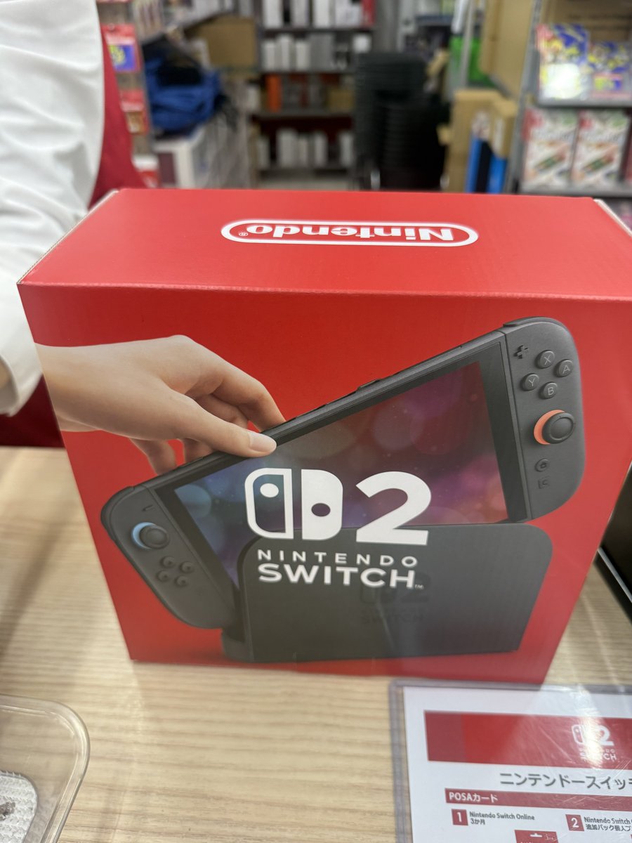 Nintendo Switch room 最近、リサーチ業務などの兼ね合いで店に足が遠のいていましたが、発売