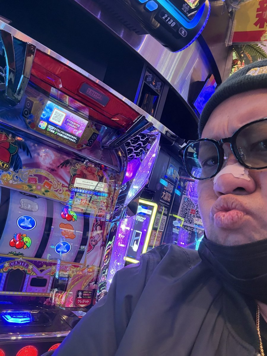 キング666半田店 選ばれたのは… 沖ドキDUOアンコール🔥 漢の頂、万狙います🎯 やっぱり10円スロットだとコイン単価が高い台でも積極的に狙えるし打てますね👍👍  みなさんもこの機会にぜひ沖ドキDUOアンコール挑戦しませんか？ 今日のバトルも絶対に勝ちます🏆 みなさん ...