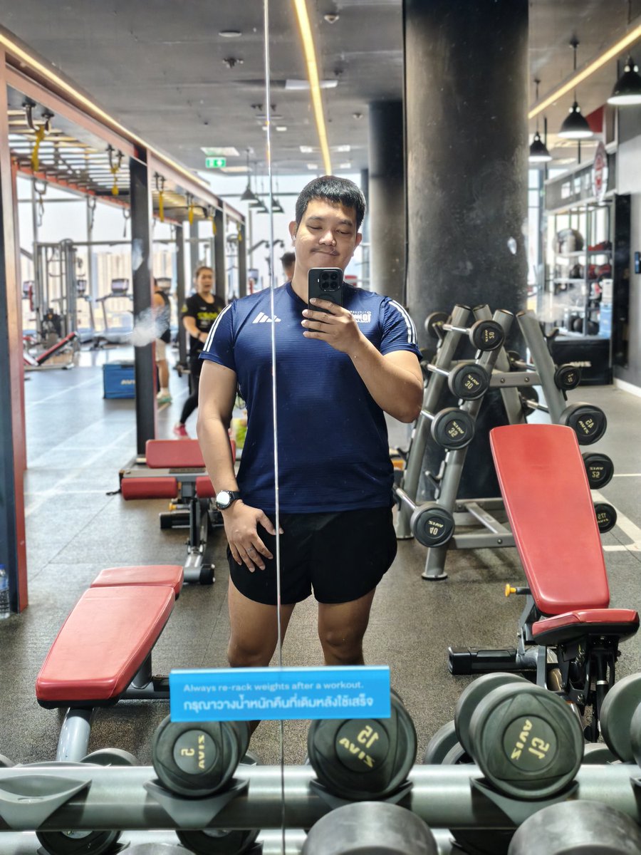 YouHelloWorld's tweet image. 9 แรกของปี คนที่เห็นโพสนี้ขอให้เป็นปีที่ดี ทุกคนนะครับ