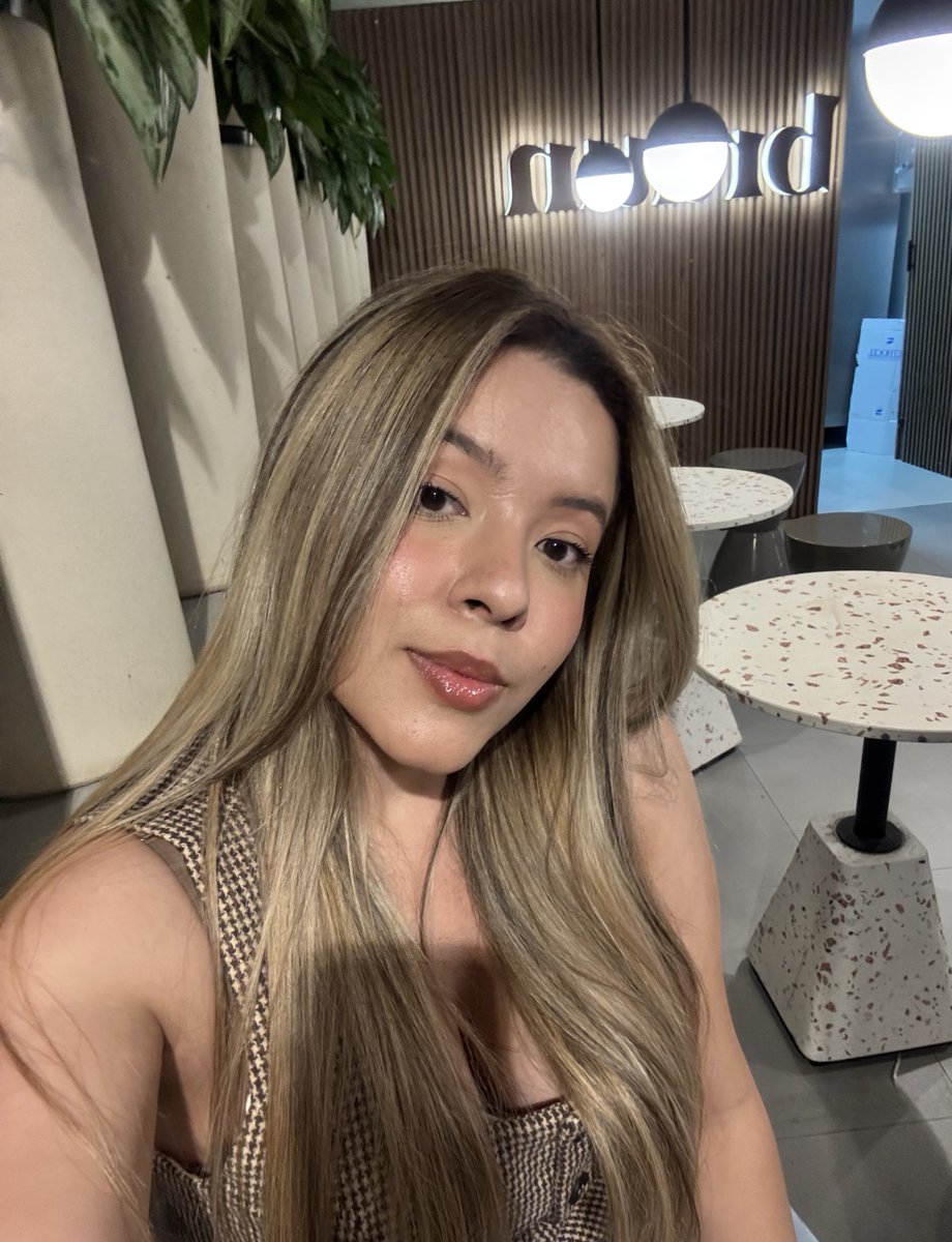 Karol Sharim Mora Chacón (@karolsharim_) on Twitter photo 