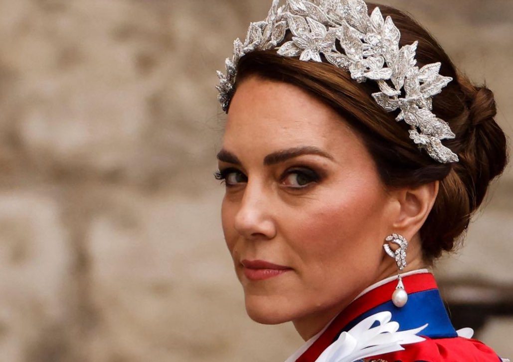 Happy Birthday to the amazing Princess of Wales. Wishing her a special day filled with lots of love, laughs and joy with her loved ones. 
 🎂❤️
#HappyBirthdayCatherine