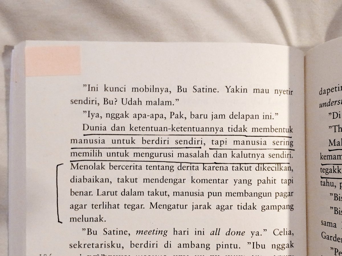 innabaca's tweet photo. Ini, dari buku Satine. https://t.co/HSNMyGZmHu