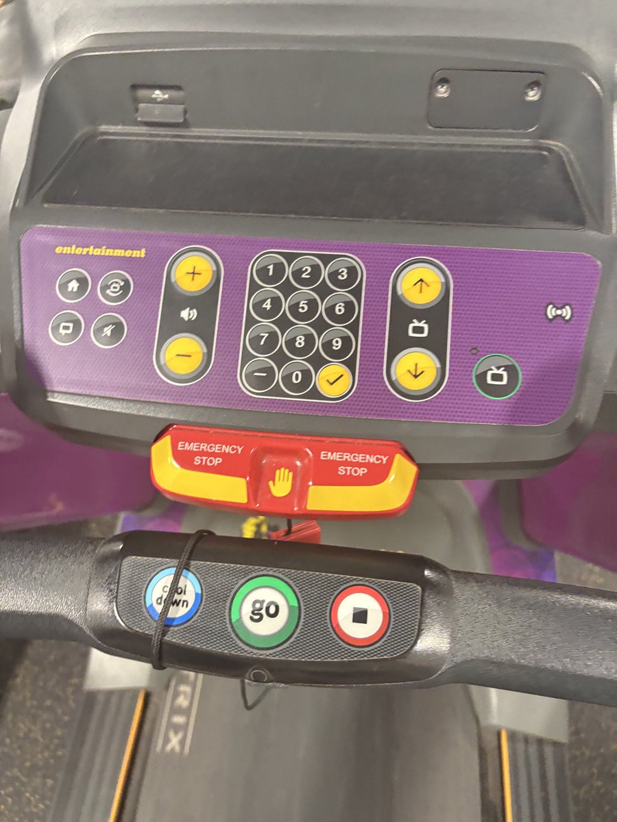 RedneckJr's tweet image. Never in a million years did I think getting called fat in a $GIGA group would happen 

Turns out I needed it 

Give me a couple months 

I’ll be seeing your mother 

Bitch