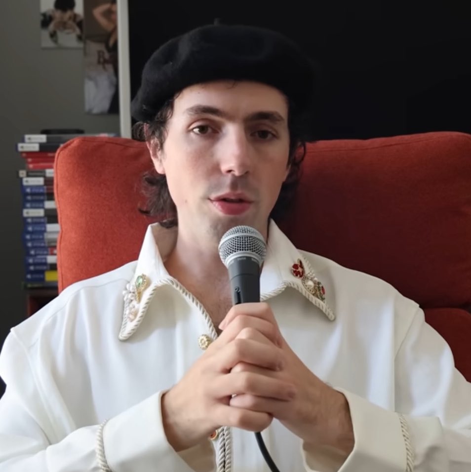 devannotdevin's tweet image. was catching up on my essential viewing and noticed