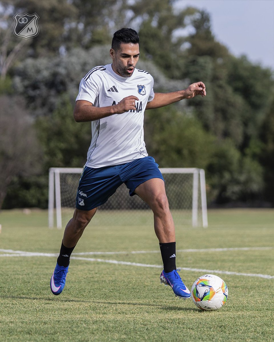 #UnÚltimoBaile 🐯⚽💙🔥 <a href="/FALCAO/">Radamel Falcao</a>