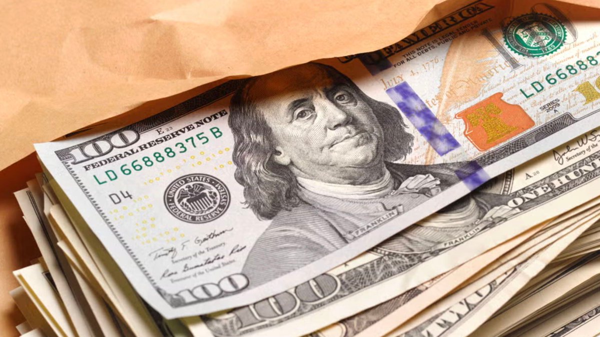 RadarHits's tweet image. JUST IN: 🇺🇸🇻🇪 U.S. naval blockade of Venezuela has cost $700 million already, rising by $9 million per DAY. - FORTUNE