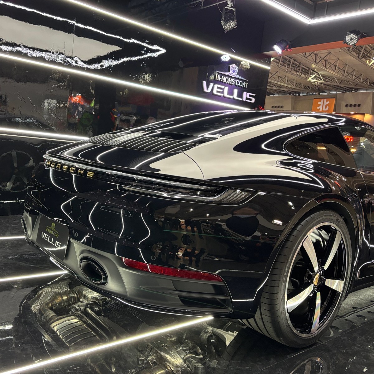 東京オートサロン2026」がはじまりました。幕張メッセにいるスタッフ