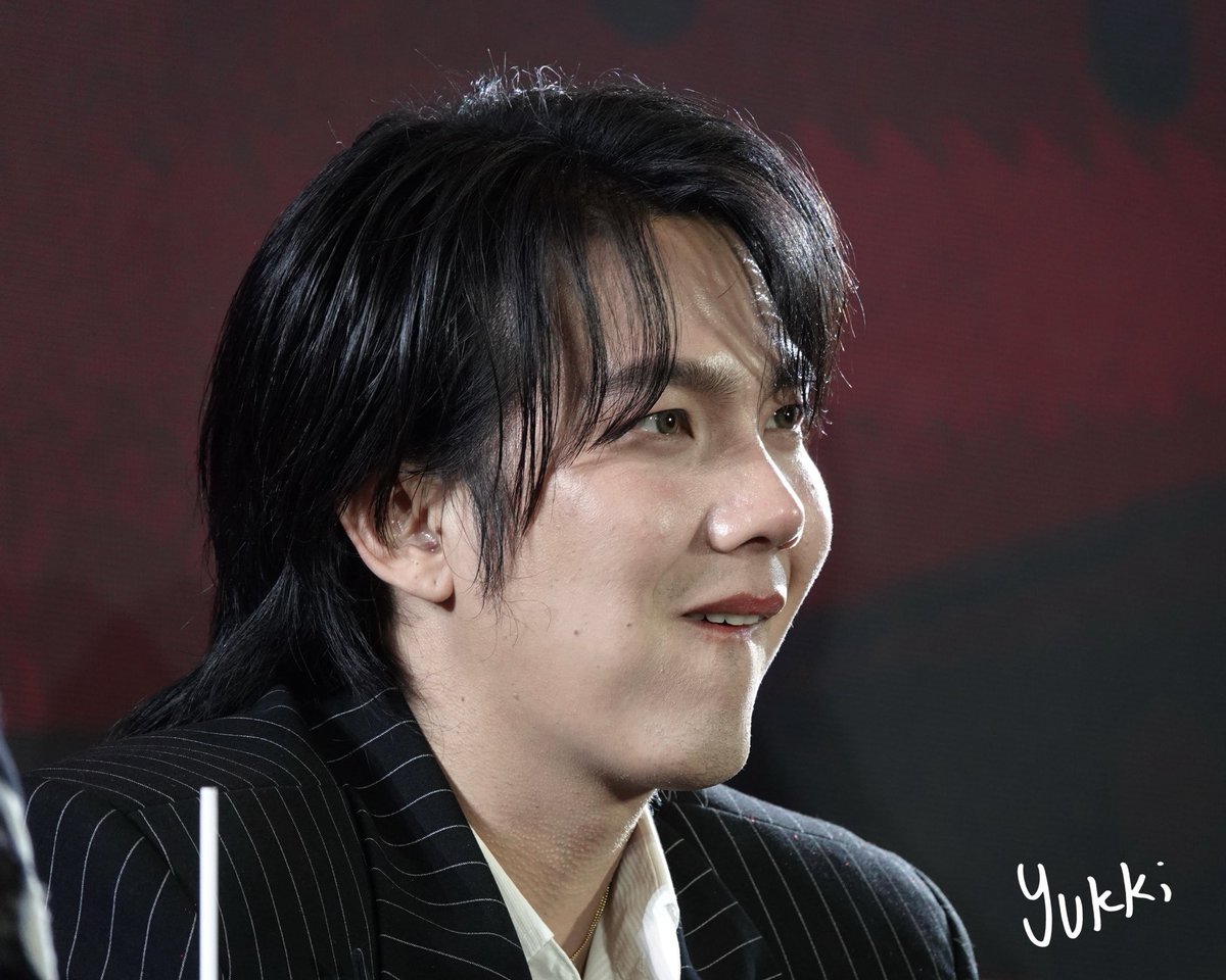 yukki_trick's tweet image. Actually I didn't know what they're talking about, but Build’s expression was so funny🤣

#UNLEASHTHEBUILDDAY2 
@JakeB4rever #BuildJakapan