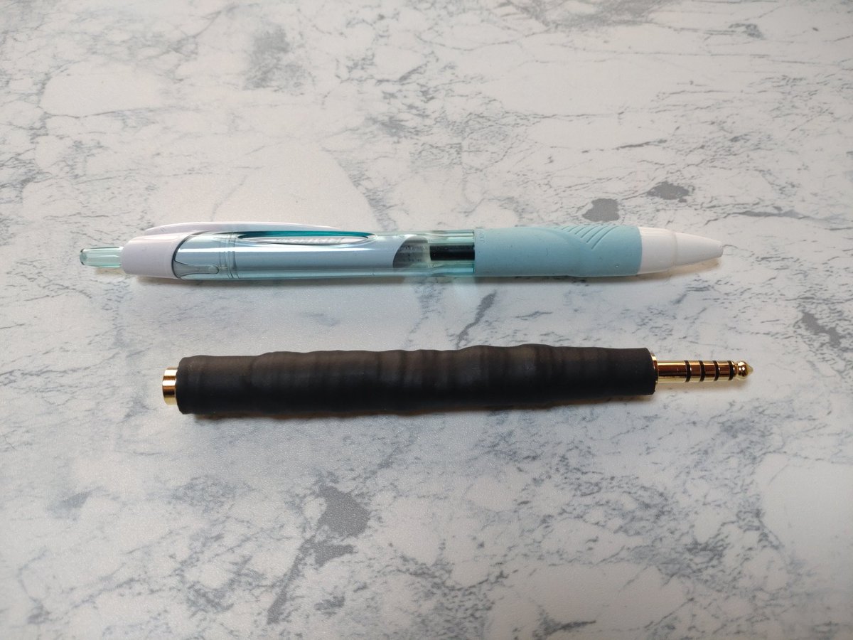 カタパルトの小型化も模索して試作を繰り返していましたが、納得がいく