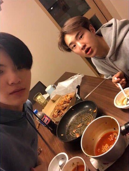 etoilesnhn's tweet image. i miss their dates becoming public