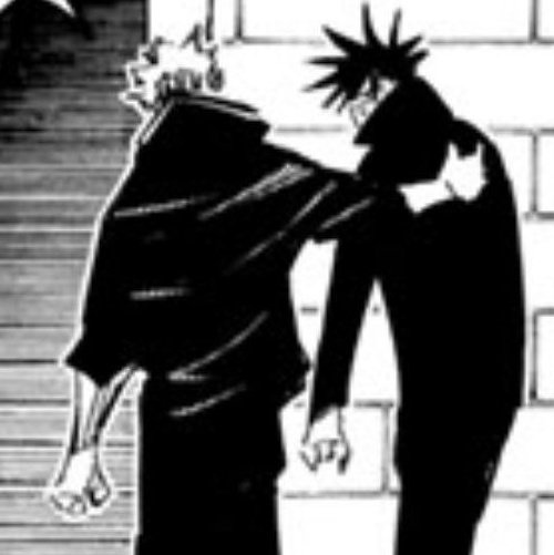 luvbllk's tweet image. no se nota mucho pero yuuji poniendo su manita en la espalda de megumi leugo de decirle que es momento de ir
they're so in love 😭