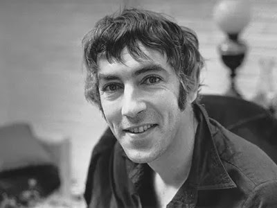 daveainsworth63's tweet photo. Remembering the great English comedian, writer and actor Peter Cook who died on this day in 1995. He was 57. #PeterCook #BeyondTheFringe #NotOnlyButAlso #Bedazzled #TheWrongBox #DerekAndClive #MonteCarloOrBust #PiecesOfEight #OneOverTheEight #TheSecretPolicemansBall #Yellowbeard https://t.co/QPu1IKRPJN