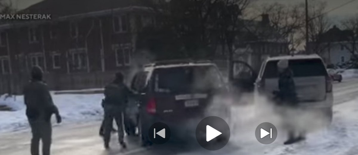 MentisWave's tweet image. Some people requested my take on the ICE shooting. 

I honestly think that Renee just freaked, didn't know what to do, and made a stupid decision in a panic.

The officer who fired would have no way of knowing if she was trying to run him over or if she was just having a woman…