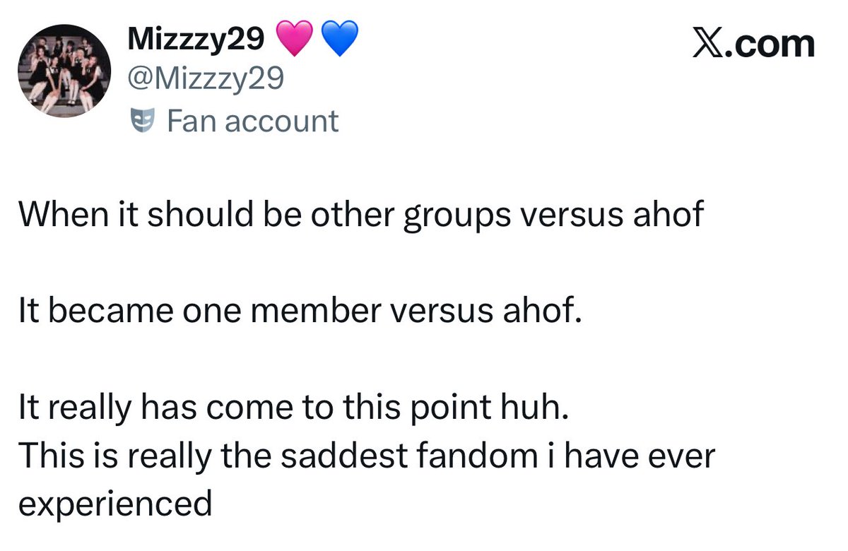 Bebeyence's tweet image. Agree ako sa saddest fandom. Isipin mo un nag iisang pinoy sa group tas gagaguhin sa sarili nyang bansa? Sinong di masasad don🥺?