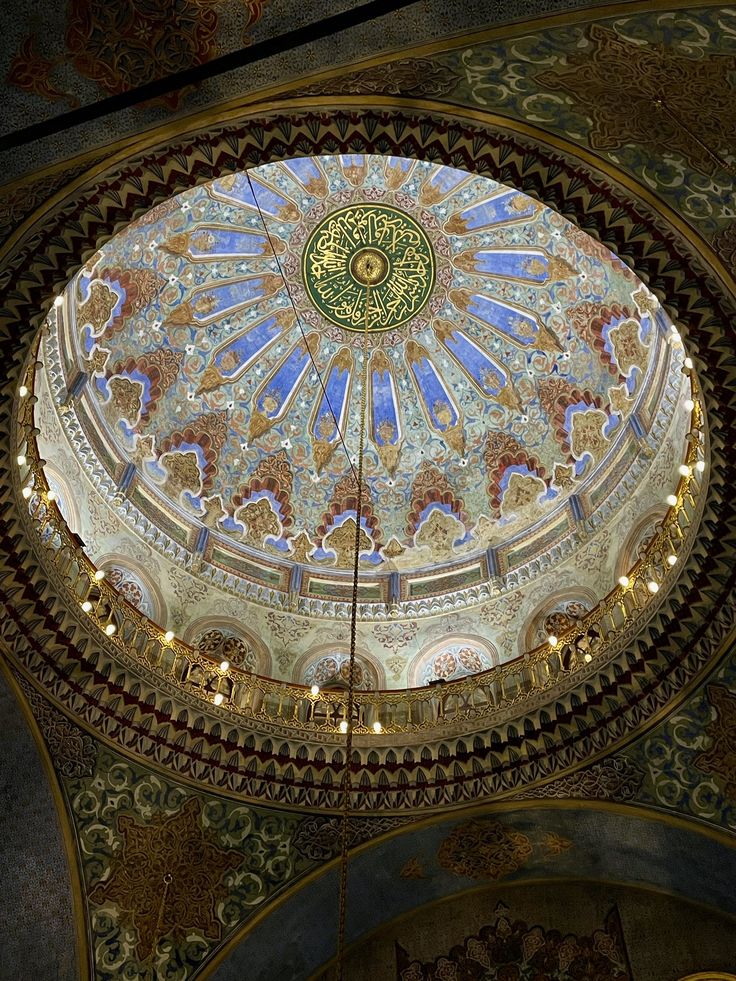 bymortalhand's tweet image. Dome of Pertevniyal Valide Sultan Mosque in Istanbul, Turkey.