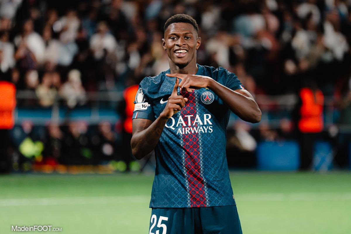 psgcommunity_'s tweet photo. 🚨🚨Nuno Mendes 🇵🇹 :

🗣️« 𝗡𝗢𝗨𝗦 𝗦𝗢𝗠𝗠𝗘𝗦 𝗟𝗘 𝗣𝗔𝗥𝗜𝗦 𝗦𝗔𝗜𝗡𝗧-𝗚𝗘𝗥𝗠𝗔𝗜𝗡 ! 𝗢𝗡 𝗡𝗘 𝗦’𝗔𝗥𝗥Ê𝗧𝗘 𝗝𝗔𝗠𝗔𝗜𝗦, 𝗢𝗡 𝗩𝗘𝗨𝗧 𝗚𝗔𝗚𝗡𝗘𝗥 𝗖𝗛𝗔𝗤𝗨𝗘 𝗠𝗔𝗧𝗖𝗛 ! » ❤️💙

PSG MENTALITY. 👏🏻

(Via PSG) https://t.co/ej5Qo88MqF