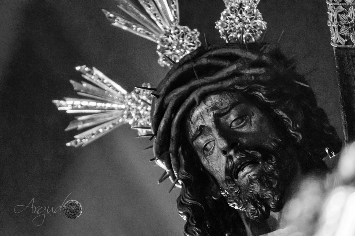 “El Dios invisible se hace visible en ti. El Dios inalcanzable se hace cercano en ti. El misterio insondable se hace comprensible en ti.”