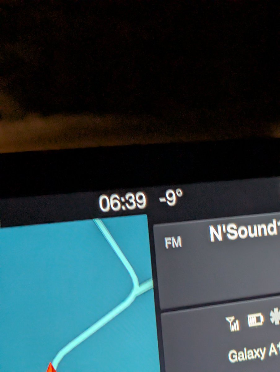 MJYAFC's tweet image. -9 on route to work from fraserburgh to turriff roads still not too bad but some idiots still driving like maniacs @Aberdeenshire @stvweatherwatch