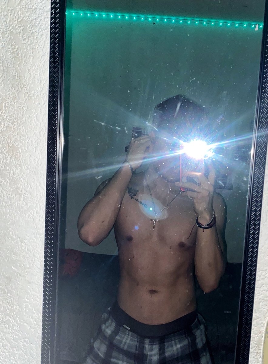Twsgcss's tweet photo. Y estas fotos 🤠 https://t.co/gd8b5chyEW