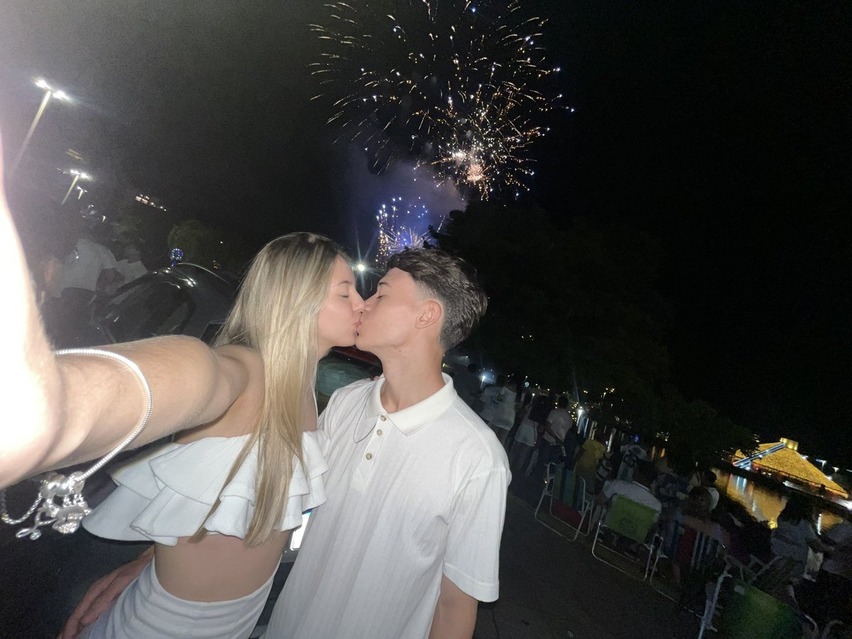 Mariaagataaaa's tweet photo. Meu amor 🥹 https://t.co/wlyR8NfaJP