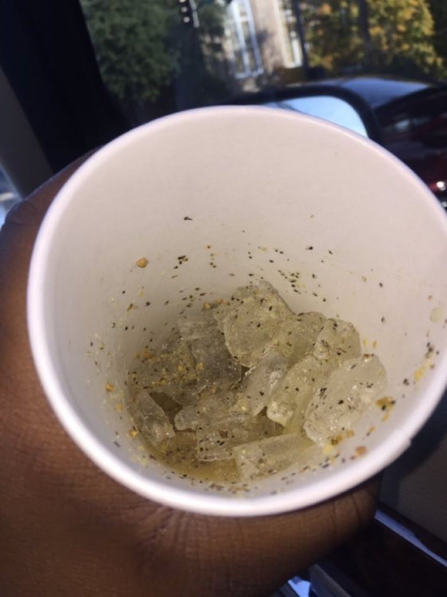 ForeverrrAnnaaa's tweet image. Ice &amp;amp; Lemon pepper so good bro.. Just look at it 😋😍

We listen and we don’t judge……..