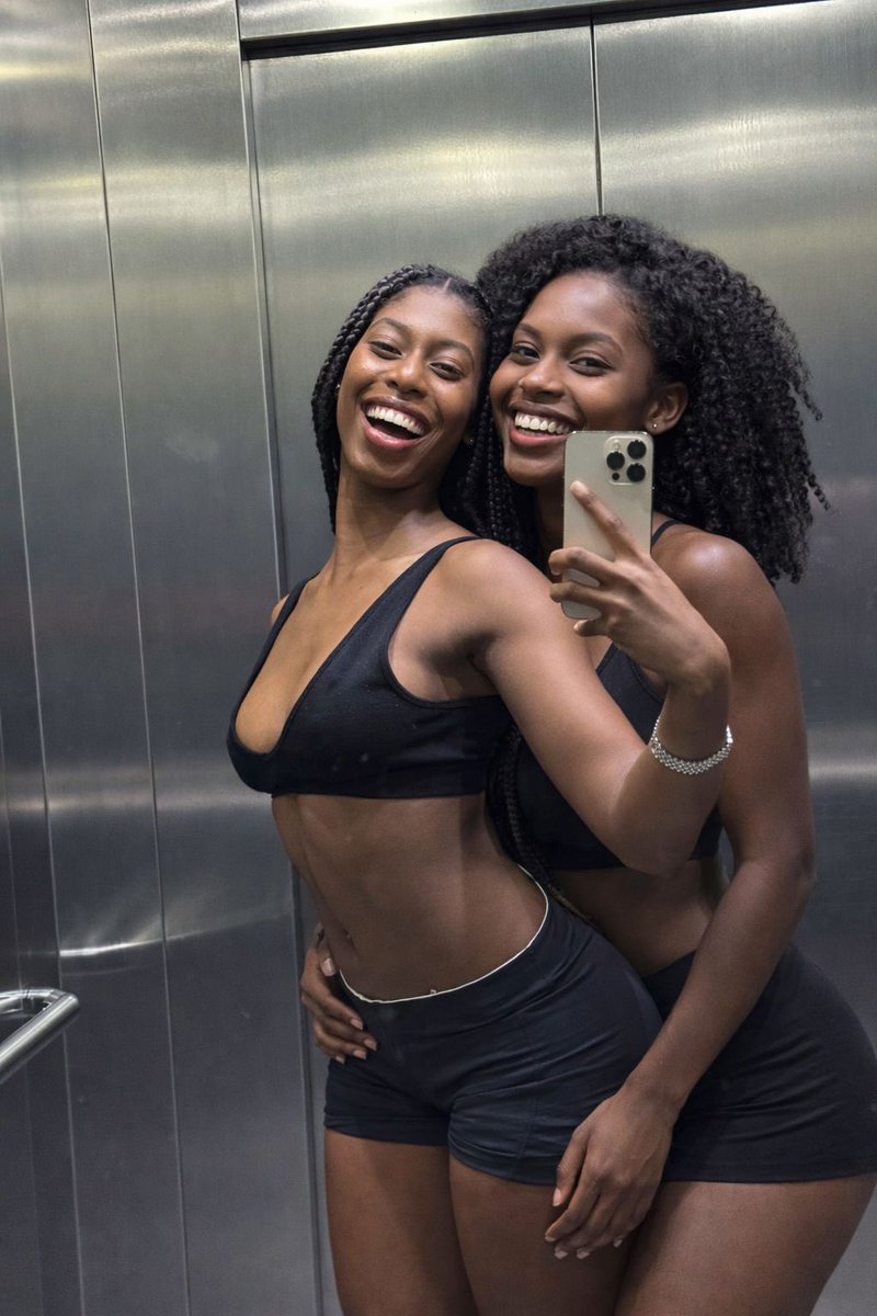 mcsoffia's tweet image. Meu jeitinho bi de ser 👀