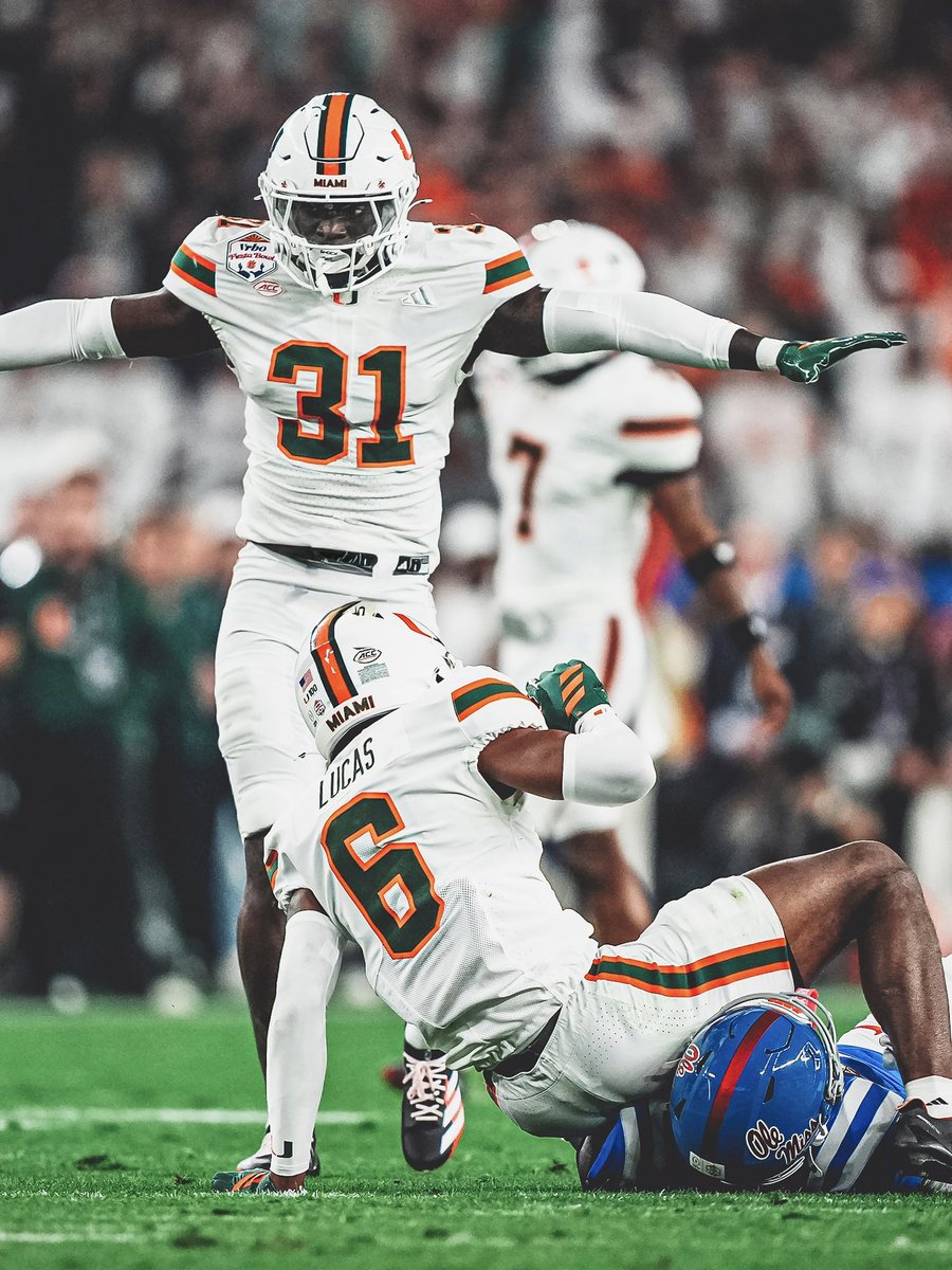 Miami Hurricanes tweet media