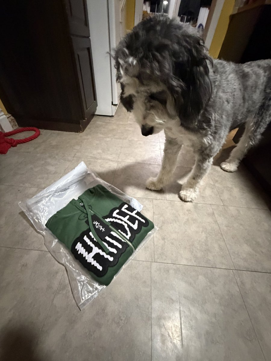 victoria 🌙 tweet media