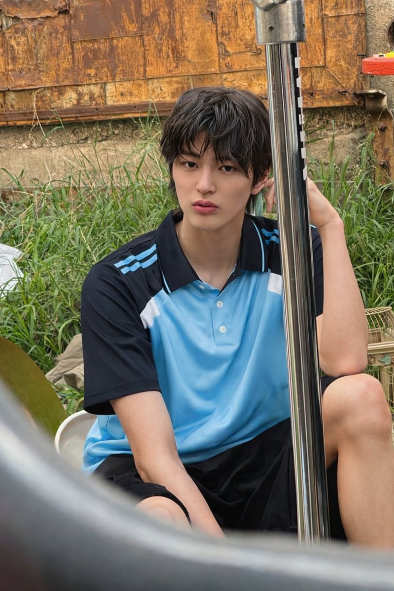 cortis_milgaju's tweet image. 코르고 운동부 선배 셋