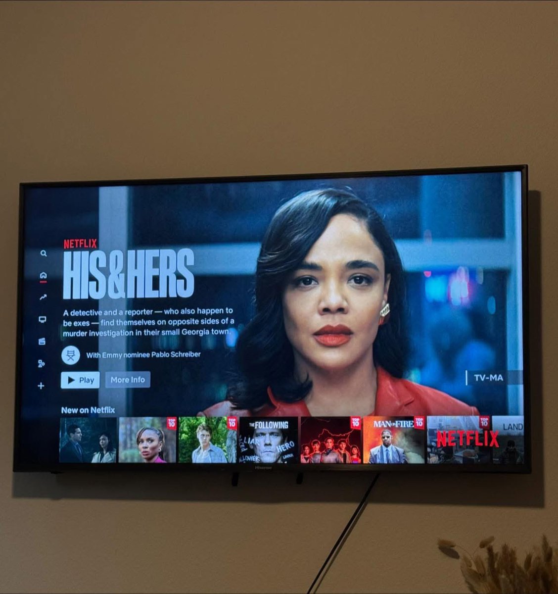 HIS&amp;HERS show on Netflix is so fcking good. Chef kiss to the plot twist 🤌🏾😘