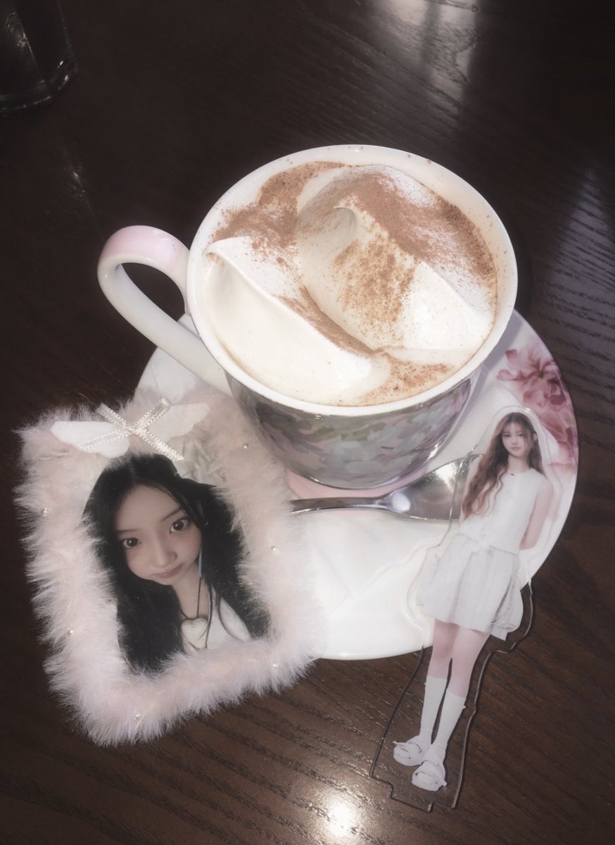 daiskiusagi's tweet image. 오랜만입니다..